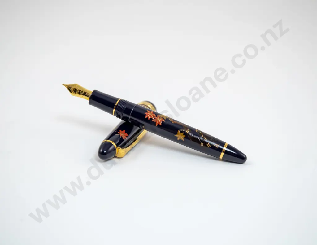 Sailor #1911 Momiji Resin & Maki-e Fountain Pen Image 1++