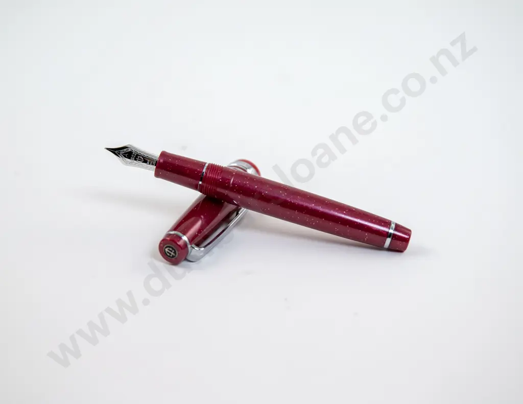 Sailor Special Edition Professional Gear Slim Red Supernova Fountain Pen Image 1++