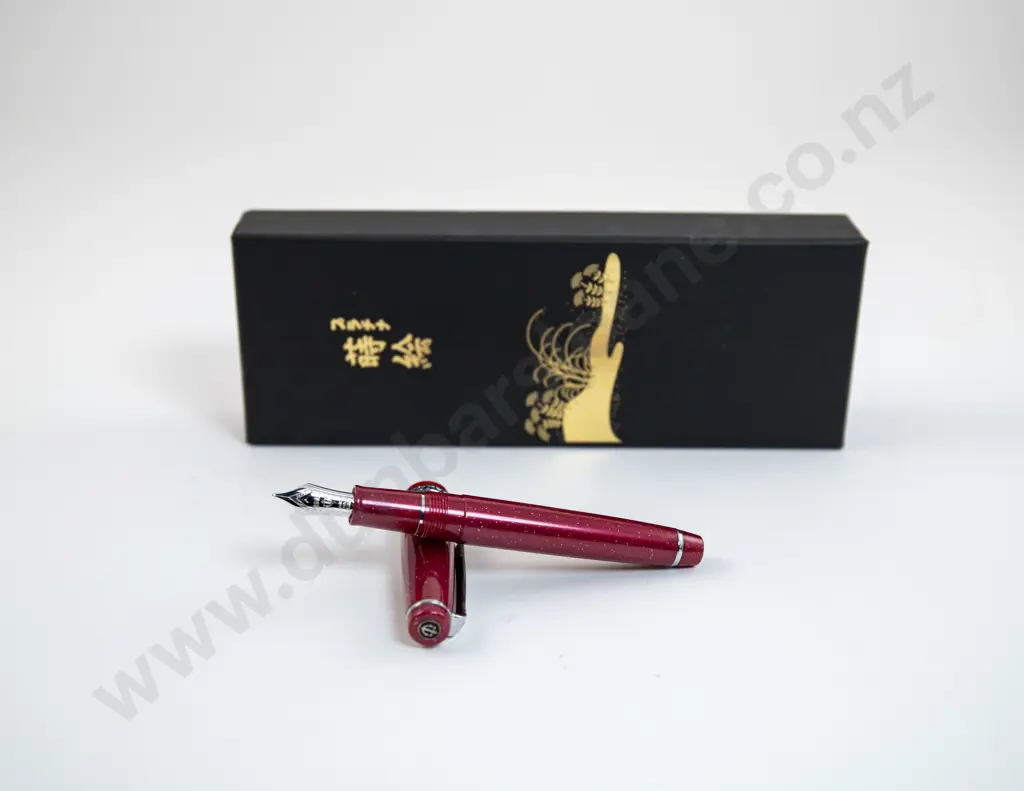 Sailor Special Edition Professional Gear Slim Red Supernova Fountain Pen Image 1++