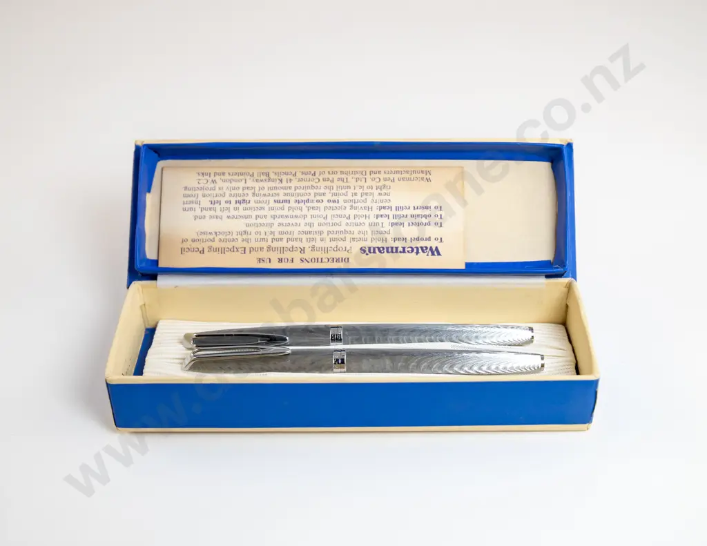 1950s-60s Waterman France C/F Fountain Pen and Pen Set in Silver Moire Pattern Image 1++