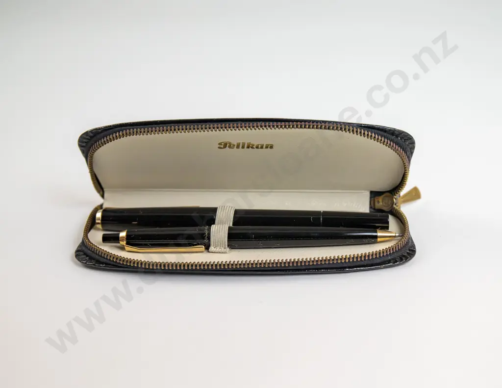 Pelikan MK30 Fountain Pen and Pencil Image 1++