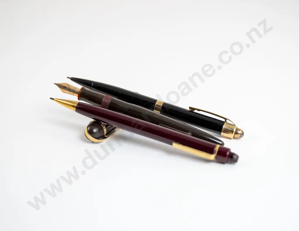 Eversharp USA Skyline Classic Fountain Pen Image 1++