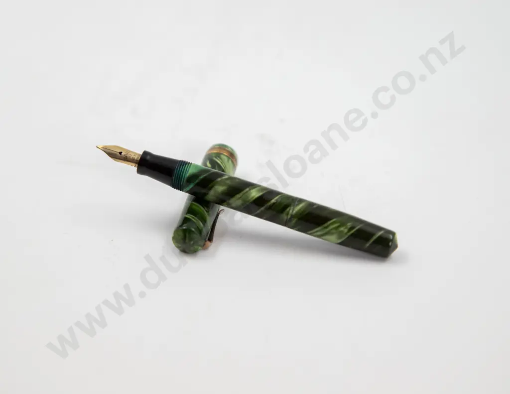 C1932 Eversharp Bantam Fountain Pen and Pencil Set and Other Pencil Image 1++