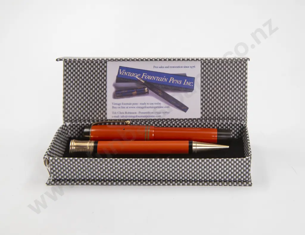 Vintage Parker Duofold Classic Red Fountain Pen Image 1++