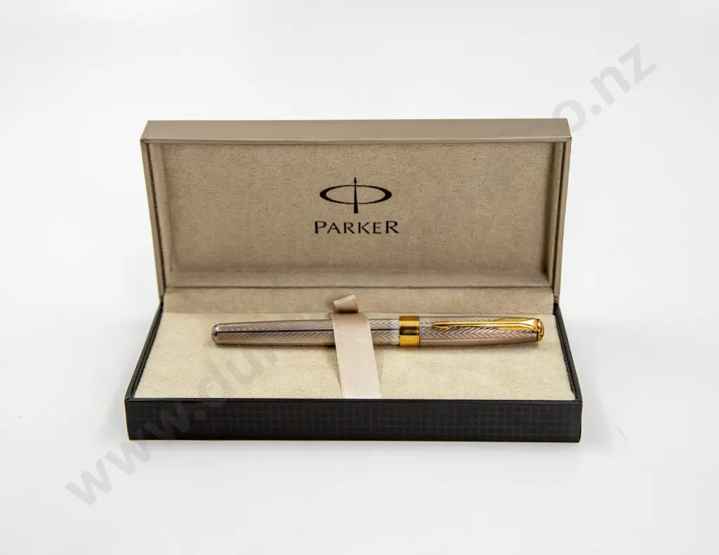 C1996 Parker Sonnet France Fountain Pen in Sterling Silver Fougere Fountain Pen Image 1++