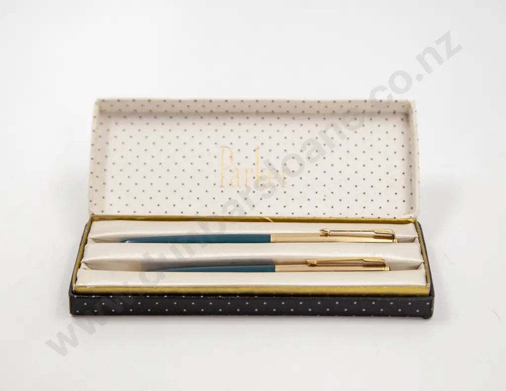 Parker 51 Fountain Pen and Pencil Set Image 1++
