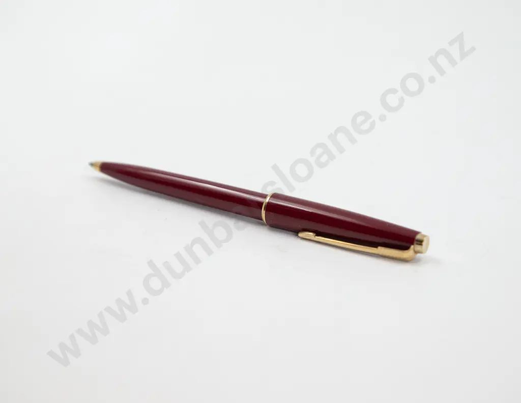 Parker Small Size USA Fountain Pen Image 1++