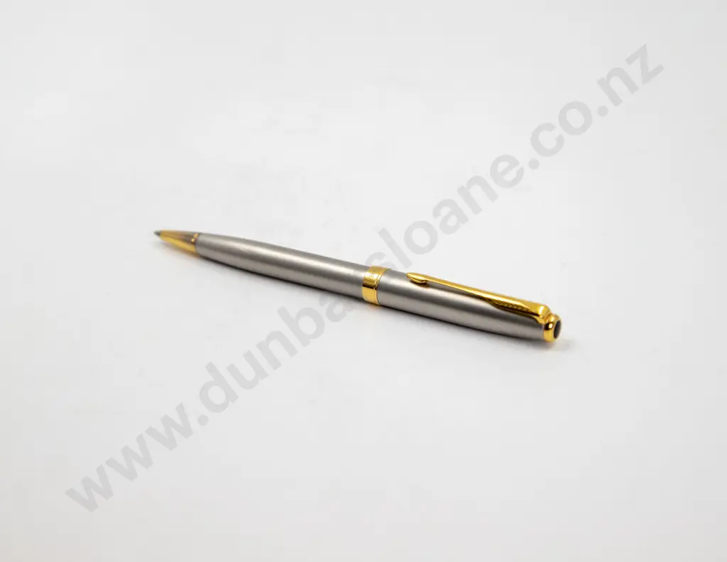 Parker Made in France Sonnet Ballpoint Pen Image 1++