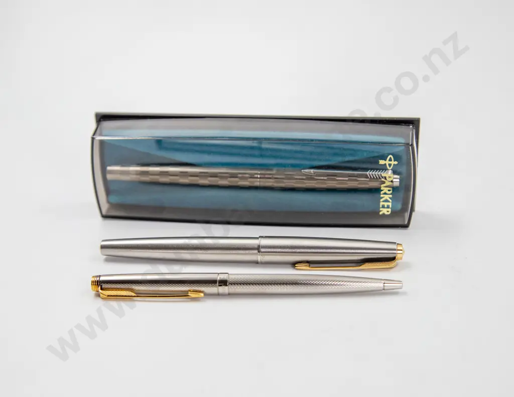 Parker Harlequin 80 Fountain Pen Image 1++