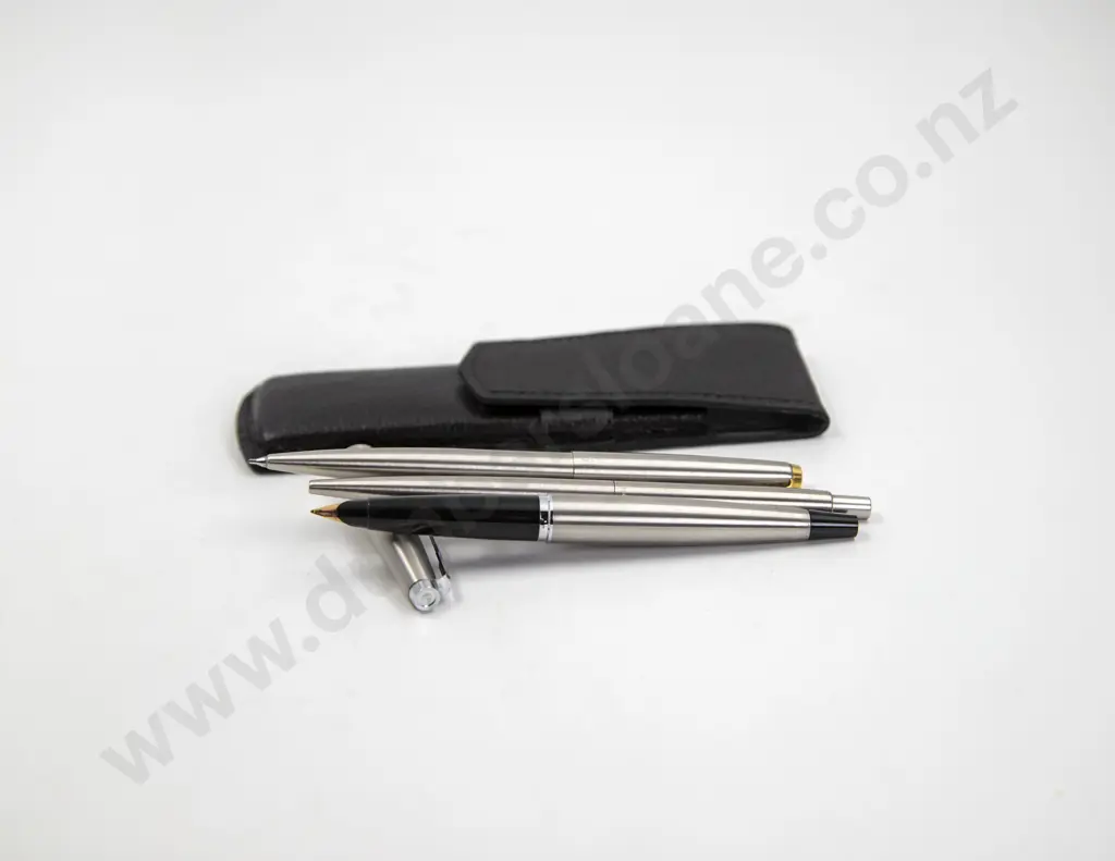 Parker 45 Fountain Pen Image 1++
