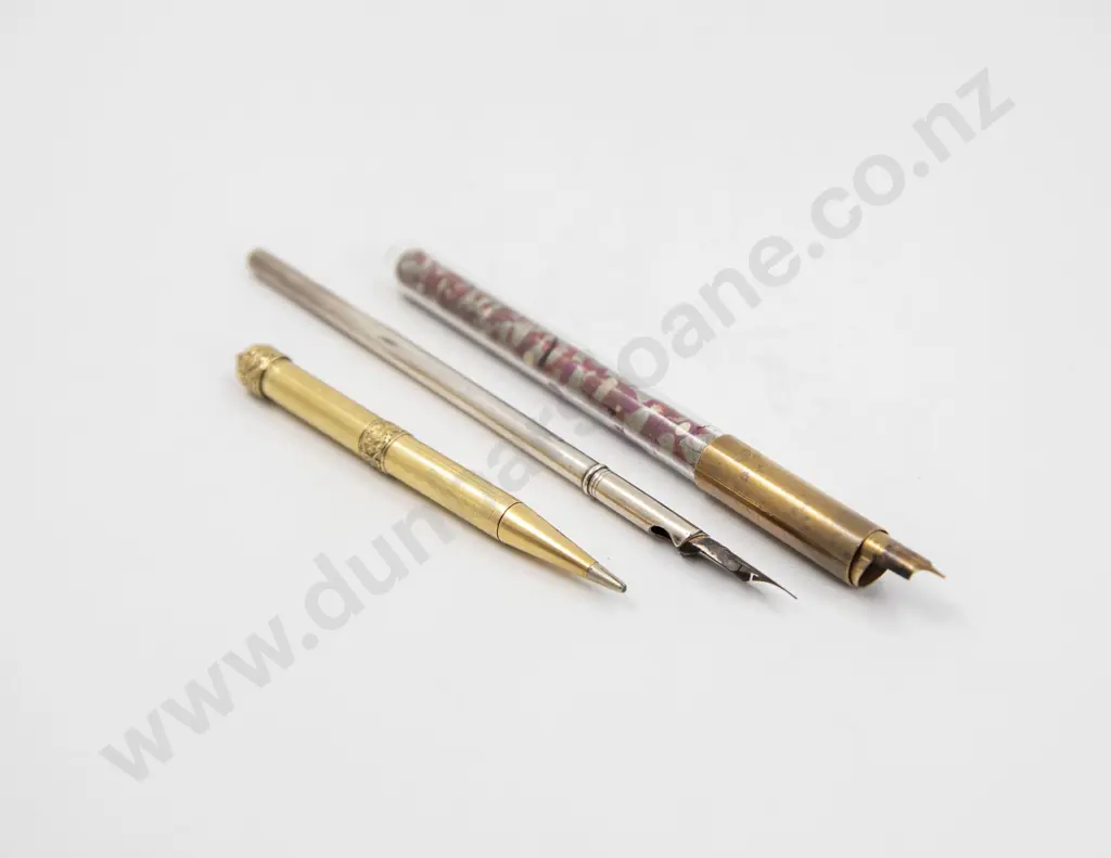 C19th Plain Sterling Dip Pen Image 1++