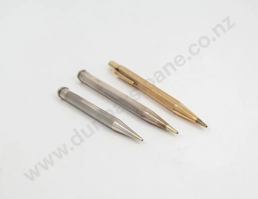 Yard-o-Led England Rolled Gold and Two S/S Pencils Image 1++