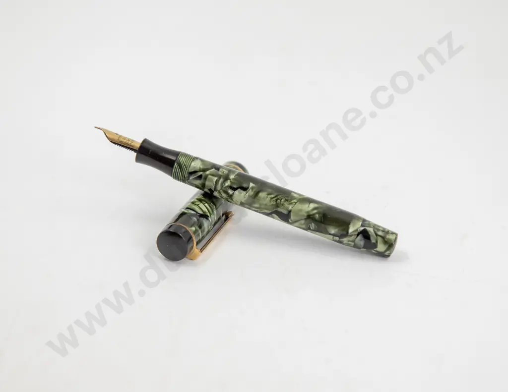 Three Vintage Various Manufacture Fountain Pens Image 1++