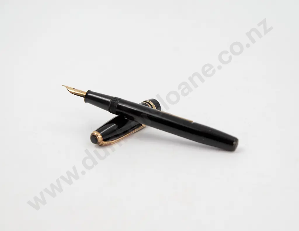 Three Vintage Various Manufacture Fountain Pens Image 1++