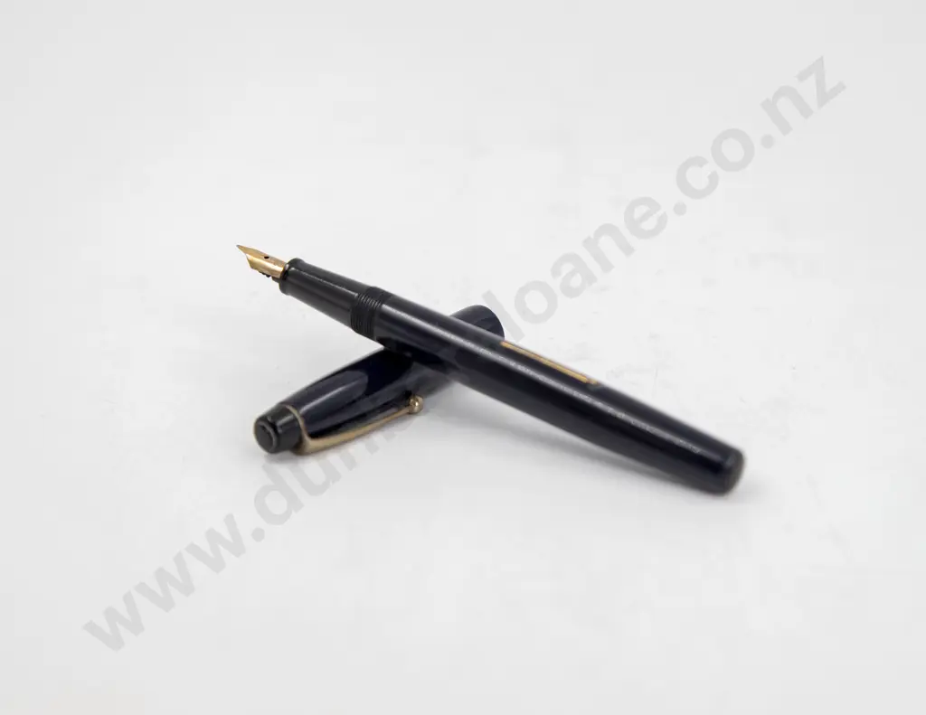 Three Vintage Various Manufacture Fountain Pens Image 1++