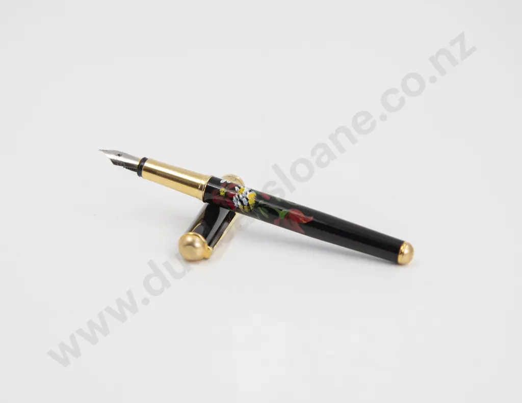 Gucci Italian Design by Cesare Emiliano Fountain Pen Image 1++