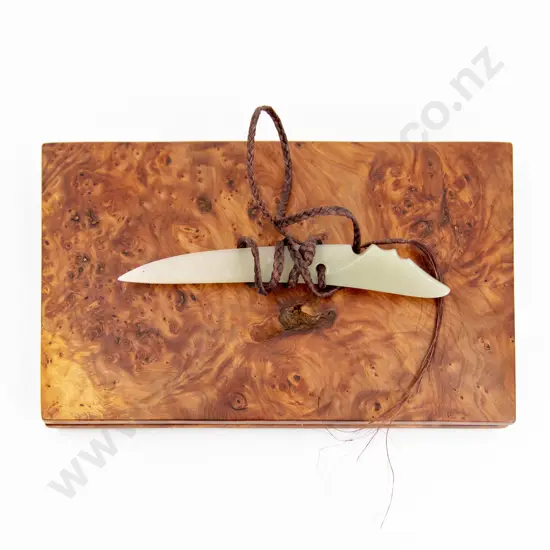 Modern Design Master Carved Jade Knife in Burr Kauri Display Box
