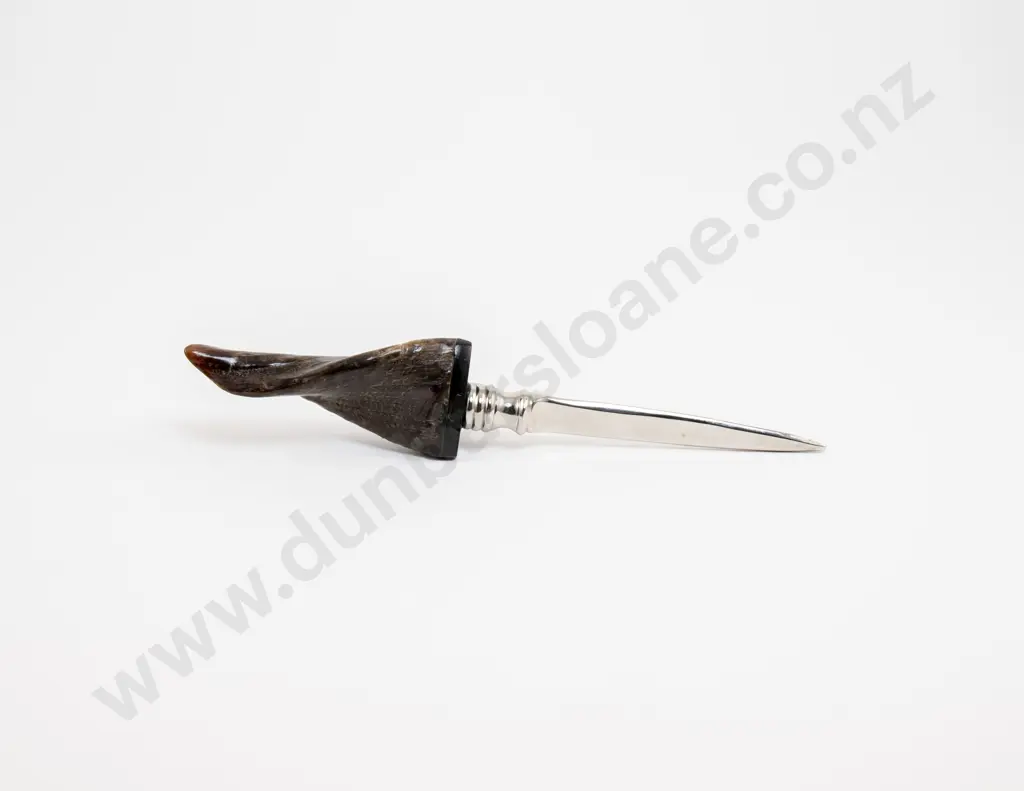 Polished Antler Handled Desk Magnifying Glass and Matching Paper Knife Image 1++