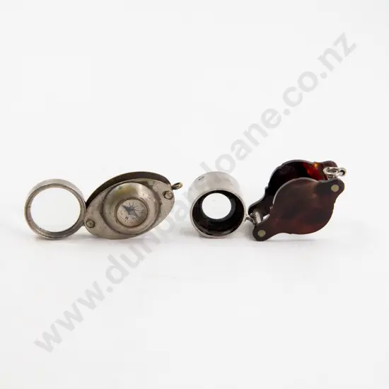 C1920 Pocket Magnifying Glass Loop with Compass