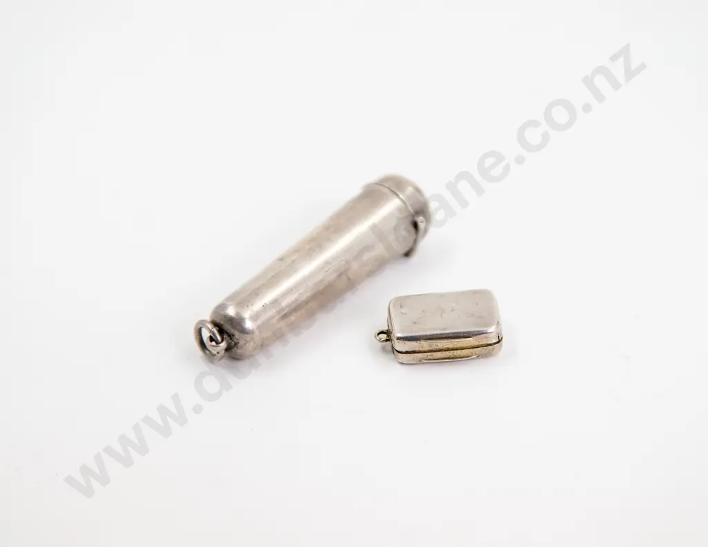 GeoIII S/S Vinaigrette & Edwardian Cheroot Holder Image 1++