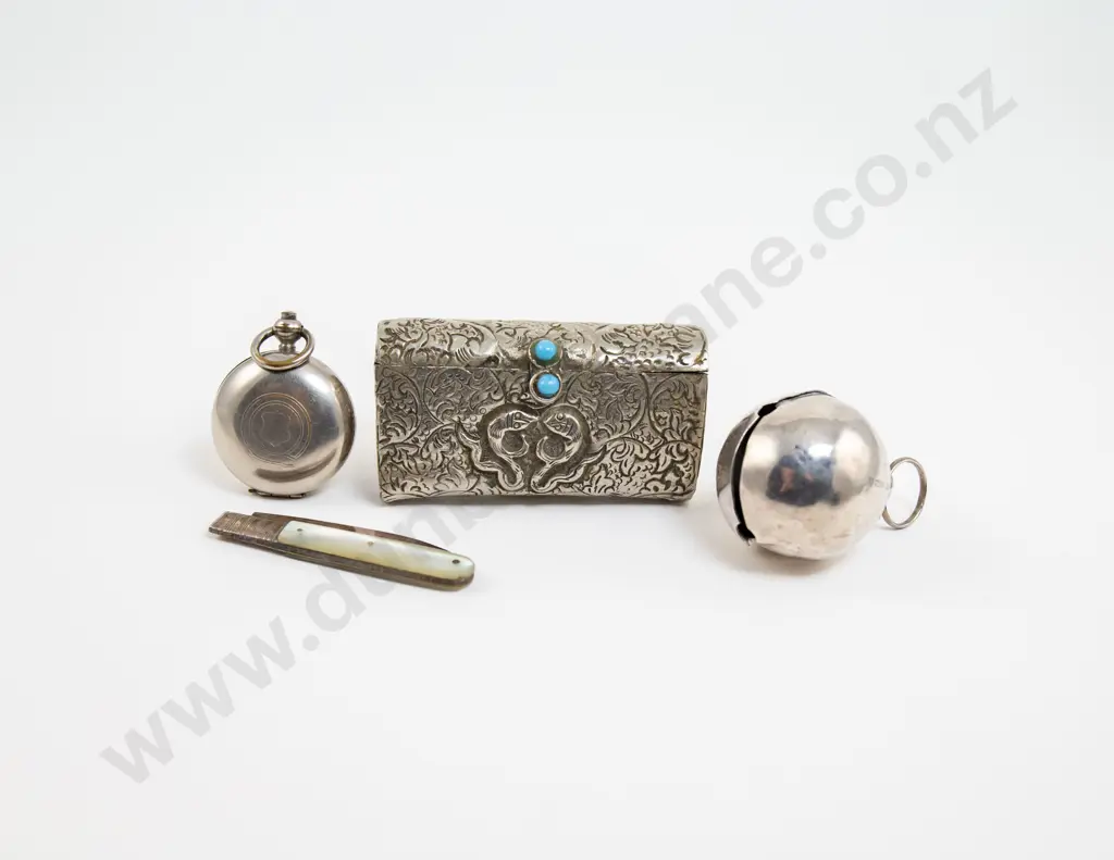 Edwardian VII S/S Baby Bell Rattle Image 1++