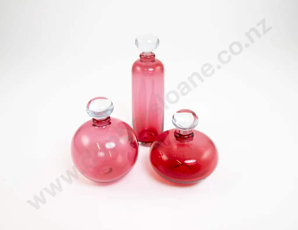 Dated 1986 NZ Cranberry Glass Group of Three Scent Bottles Image 1++