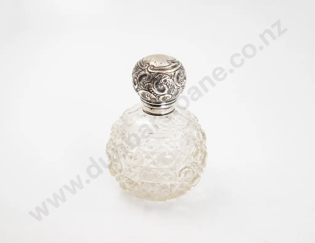 GeoV S/S Capped Faceted Glass Scent Bottle Image 1++