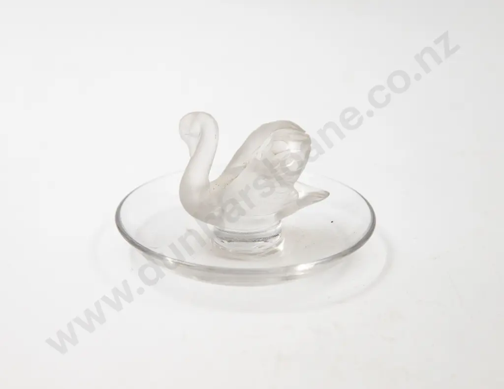 Lalique France Swan Bird Trinket Tray in Frosted Crystal Image 1++