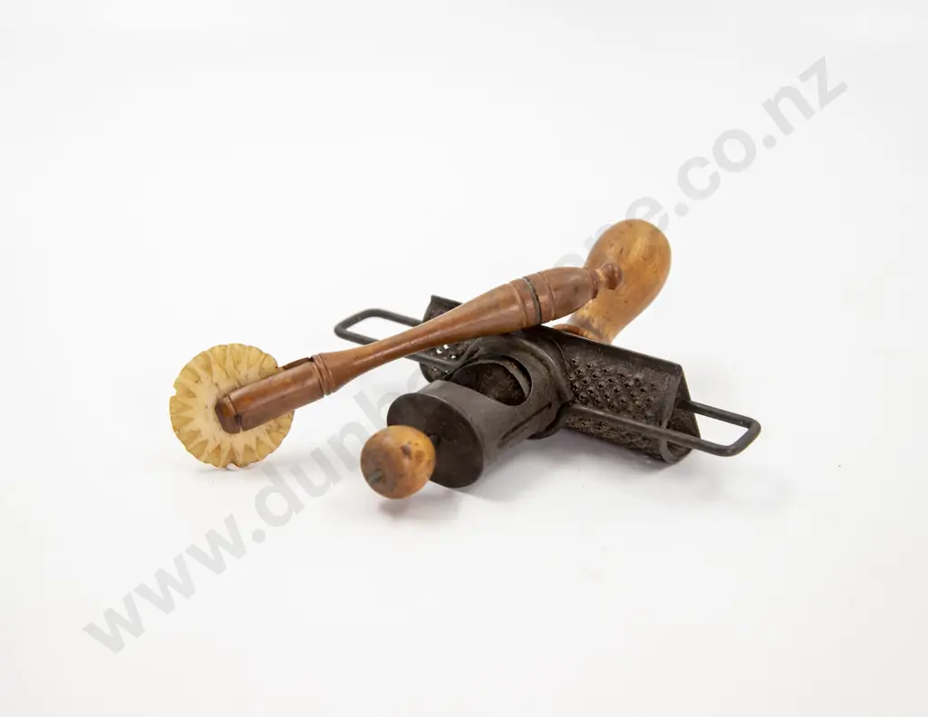 Victorian Tin Plate Nutmeg Grater and Pastry Crimper Image 1++