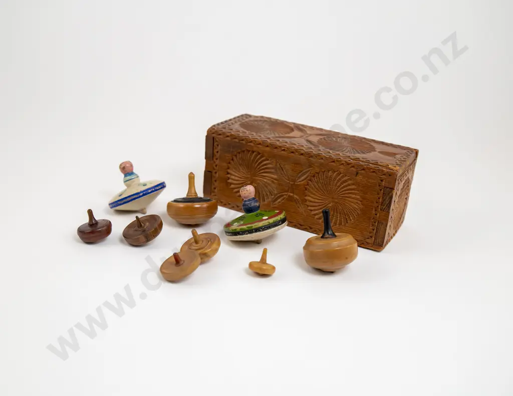 Collection of Nine Vintage Turned Wooden Spinning Tops Image 1++