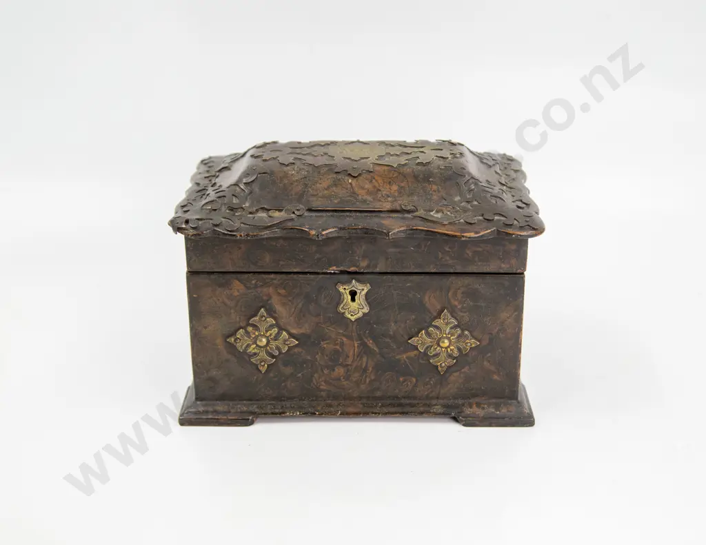 Mid C19th Gothic Revival Tea Caddy Image 1++