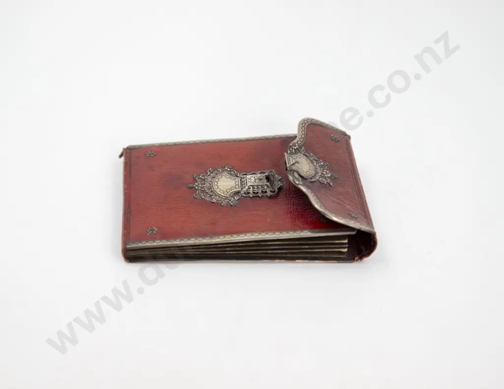 Victorian Silver Bound Leather Pocket Sewing Purse Image 1++