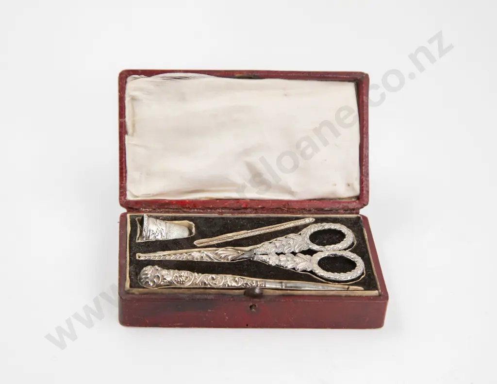 Mid C19th French Pocket Sewing Box Etui Image 1++