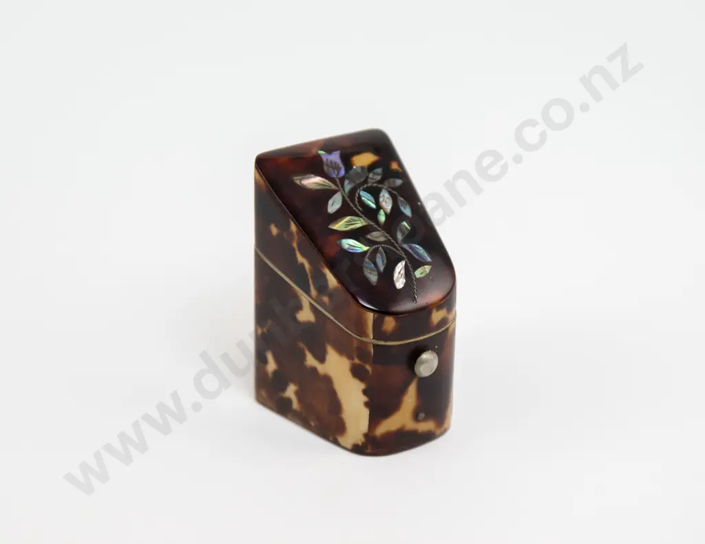 Victorian Tortoise Shell & Abalone Pocket Sewing Box Image 1++