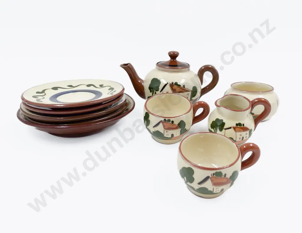 Small Quantity of Assorted Torquay Ware Image 1++