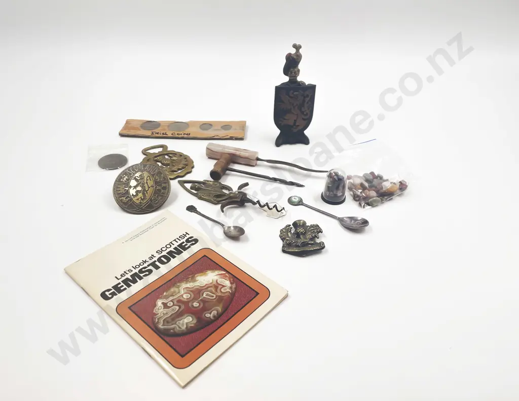 Collection of Brass Ware Image 1++