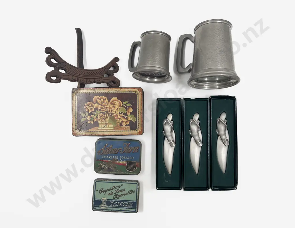 Box Quantity of Assorted Vintage Image 1++