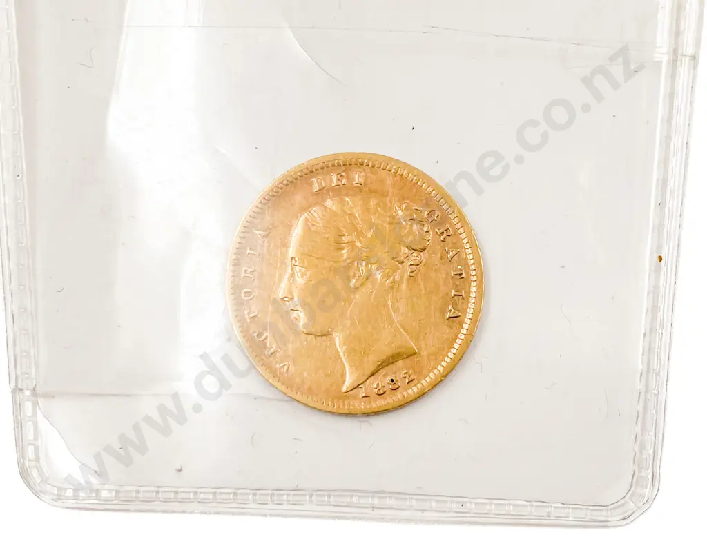 UK 1882 Half Gold Sovereign minted in Melbourne some wear Image 1++
