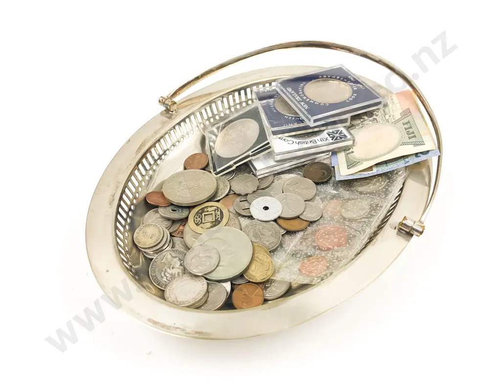 Five Assorted Proof Coins together with Loose Bank Notes & Pocket Coinage etc Image 1++