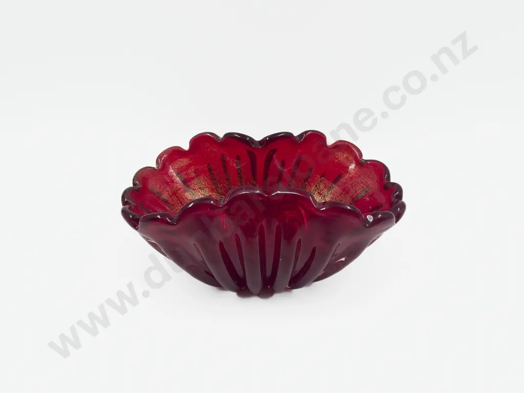 Murano Art Glass Vase Image 1++