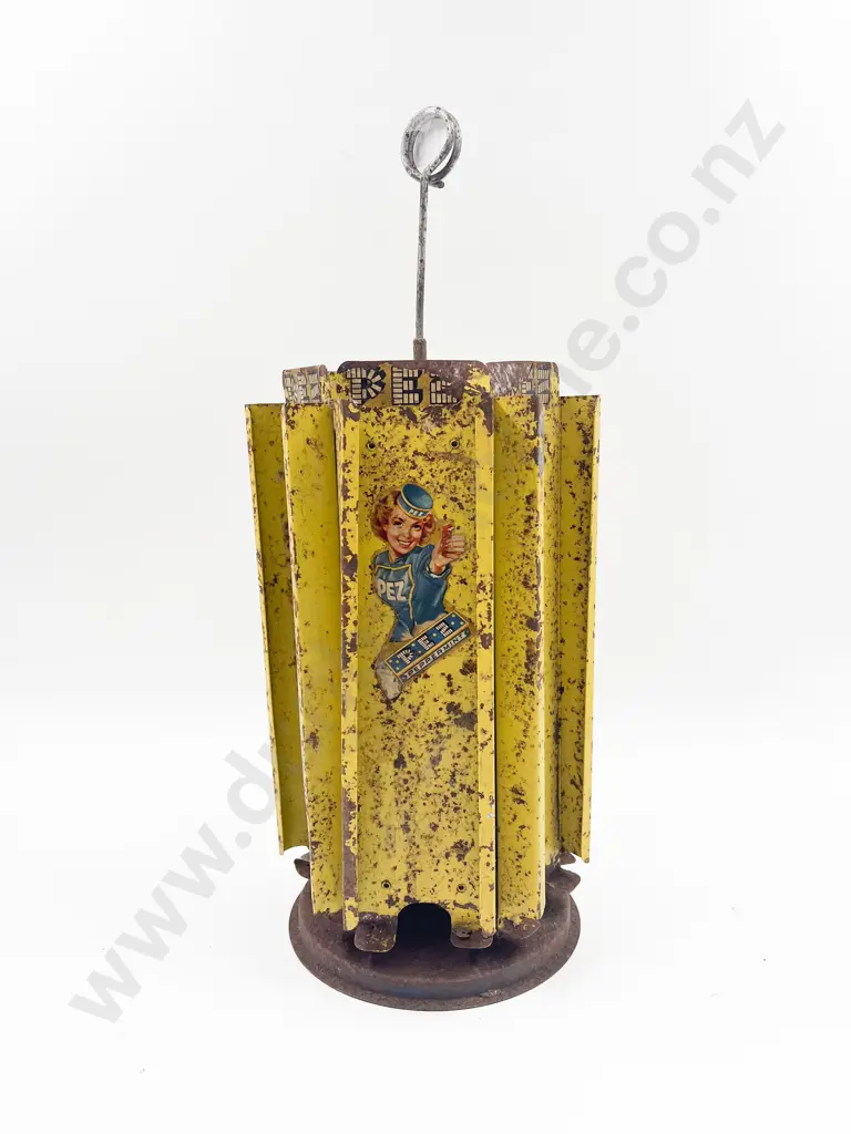 Vintage PEZ Dispenser Swivel Shop Display Stand Image 1++
