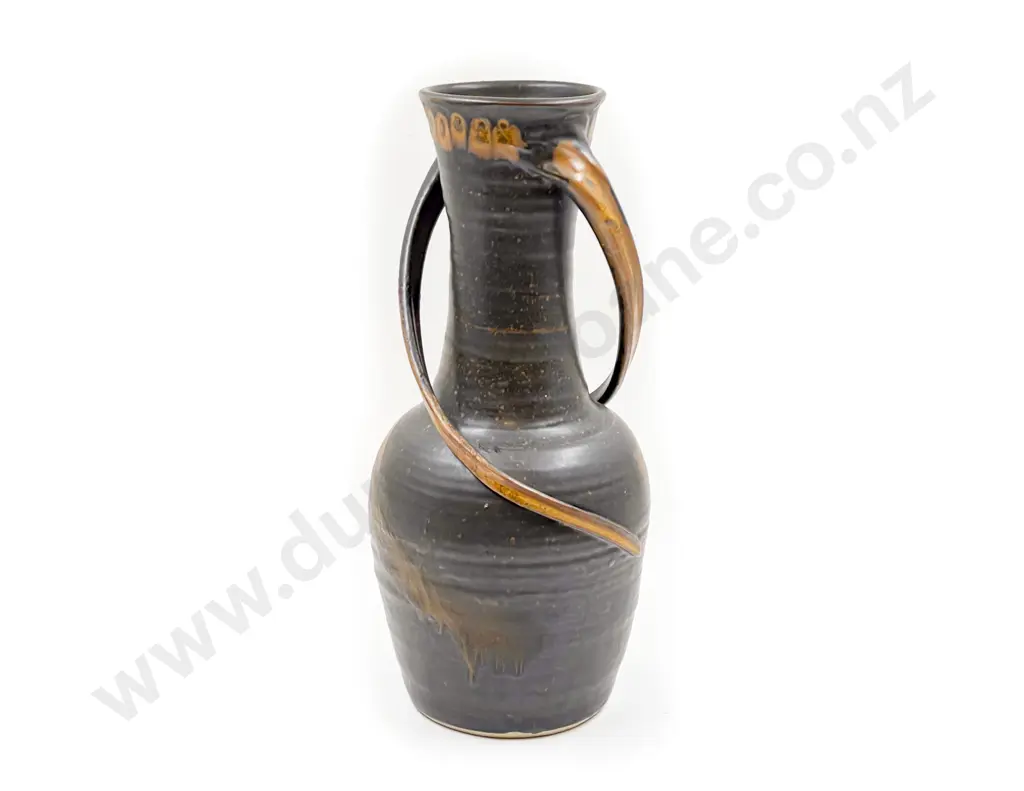 Large Pottery Vase Image 1++