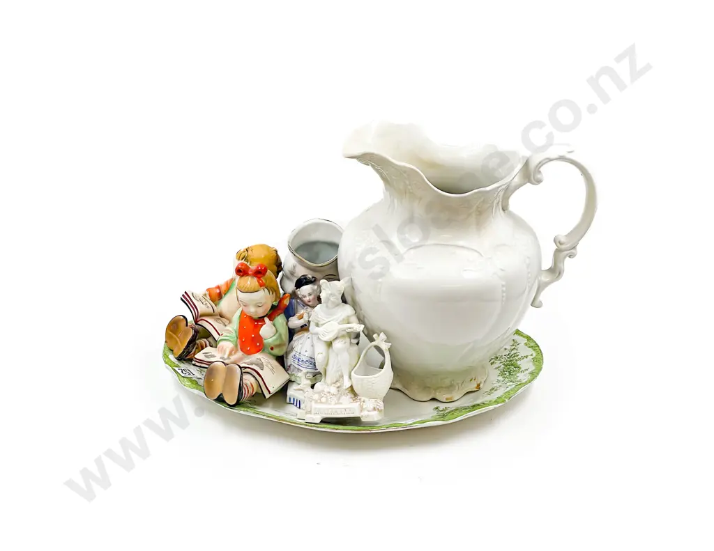 Quantity of Assorted Fancy China & Ornaments Image 1++