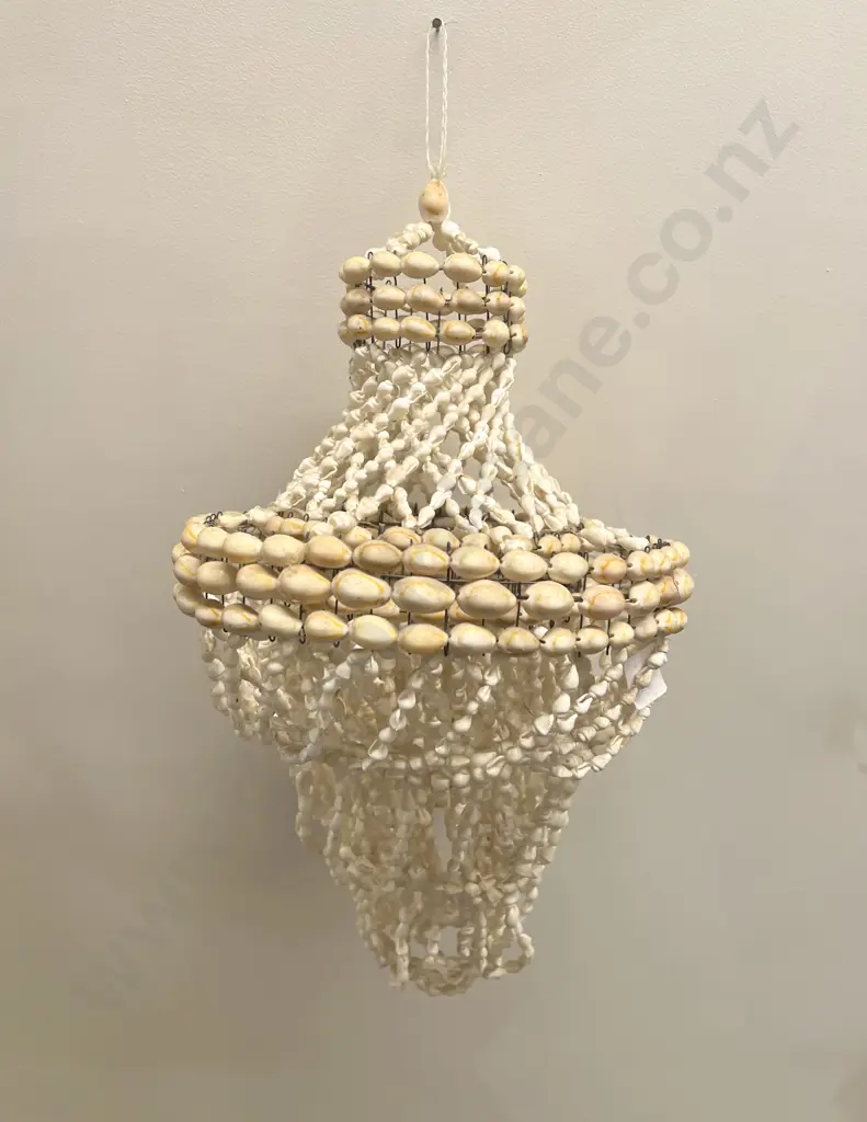 Decorative Hanging Shell Ornament Image 1++