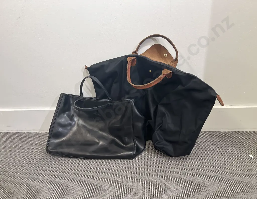Longchamp Ladies Bag & Other Image 1++