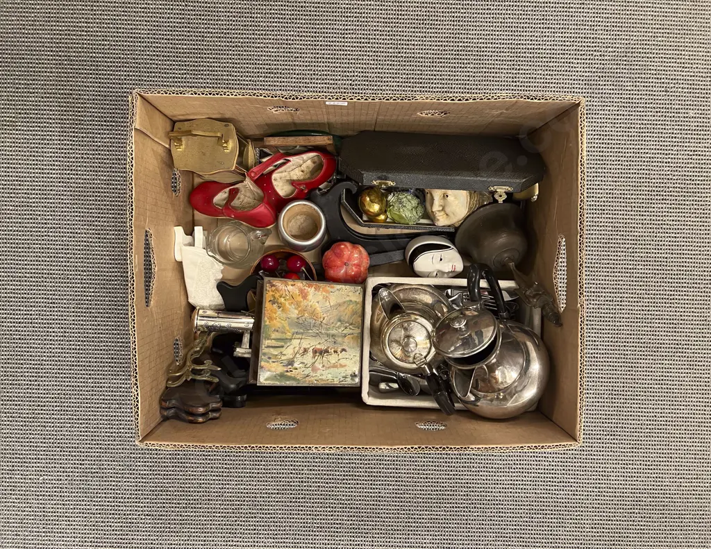 Box Quantity of Assorted Image 1++