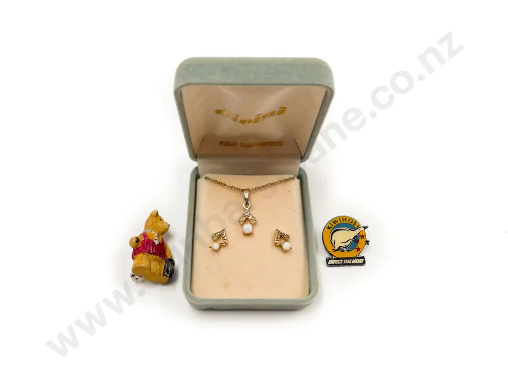 Earring and Necklace Set with Two Brooches Image 1++