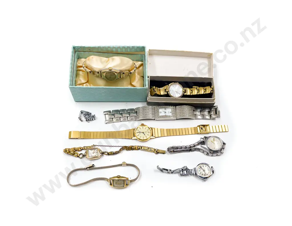 Quantity of Assorted Ladies Wrist Watches Image 1++