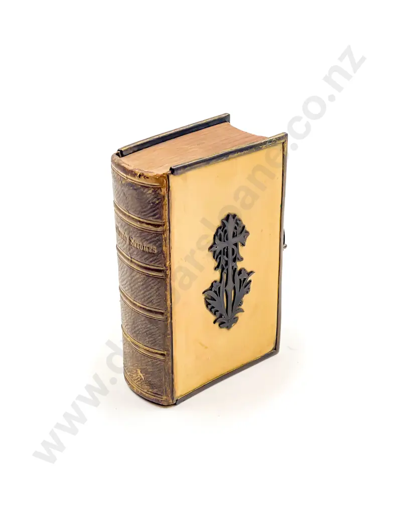 Prayer Book Image 1++