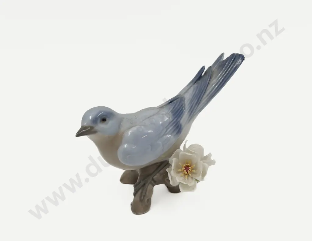 Lladro Bird Ornament Image 1++